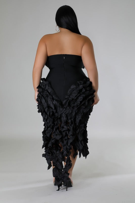 BANDAGE RUFFLE BUSTIER DRESS