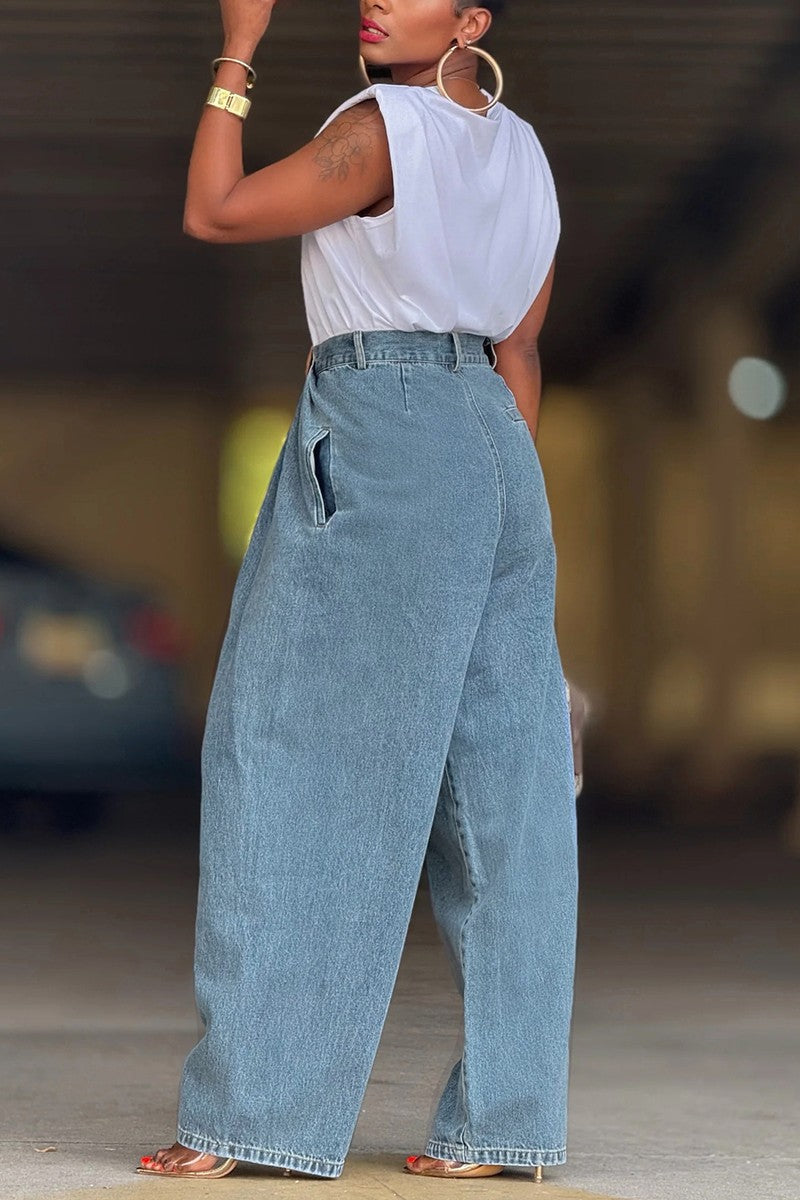 Wide Leg Straight Jeans