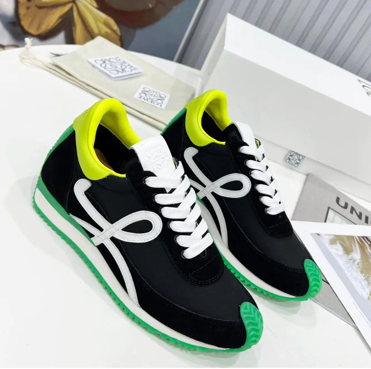 TAJ LOGO PATCH SNEAKERS - Chic by Taj