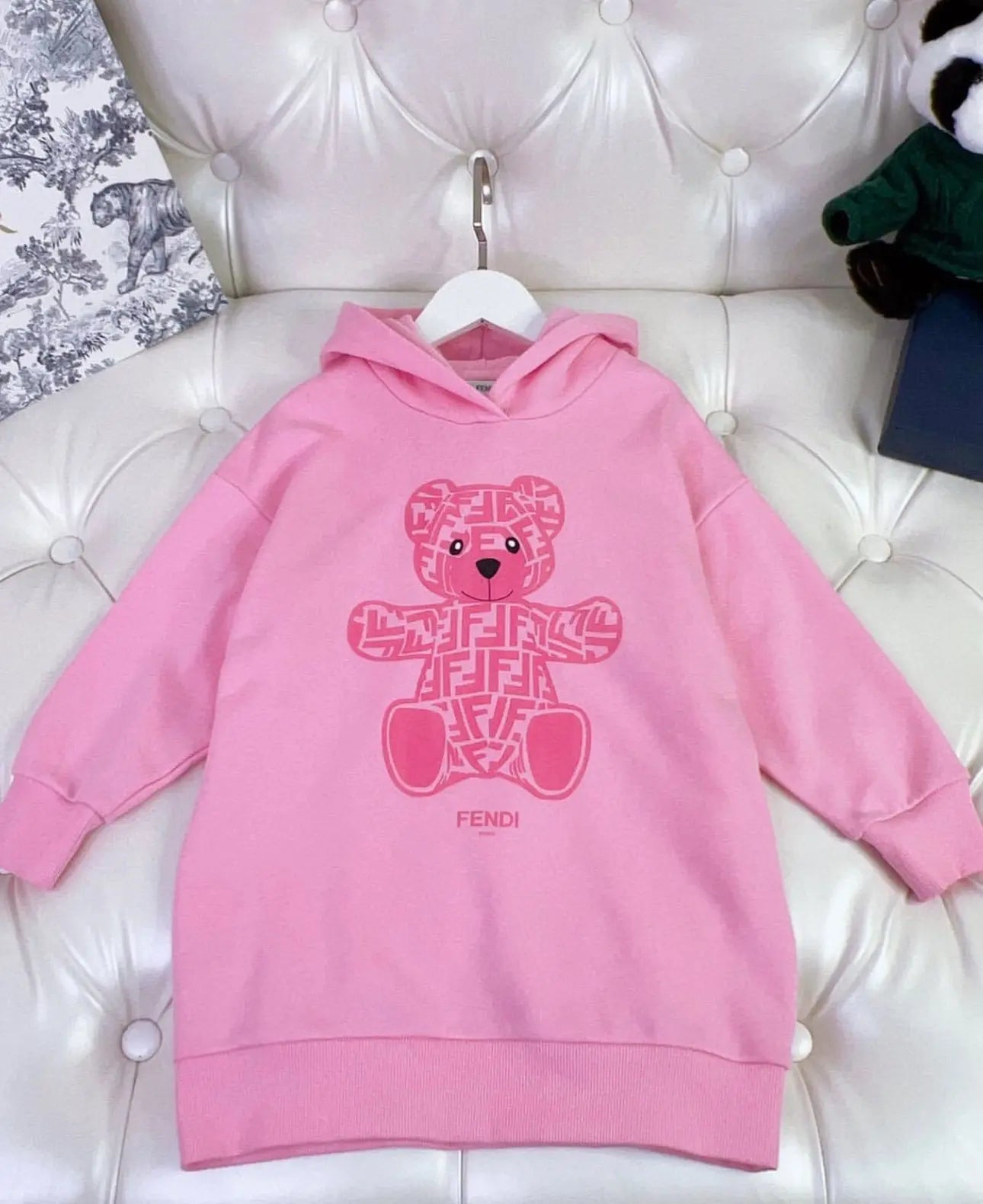 TAJ FENNY  SWEATER - Chic by Taj