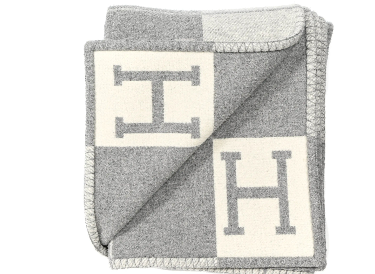 TAJ HER TROW - Chic by Taj