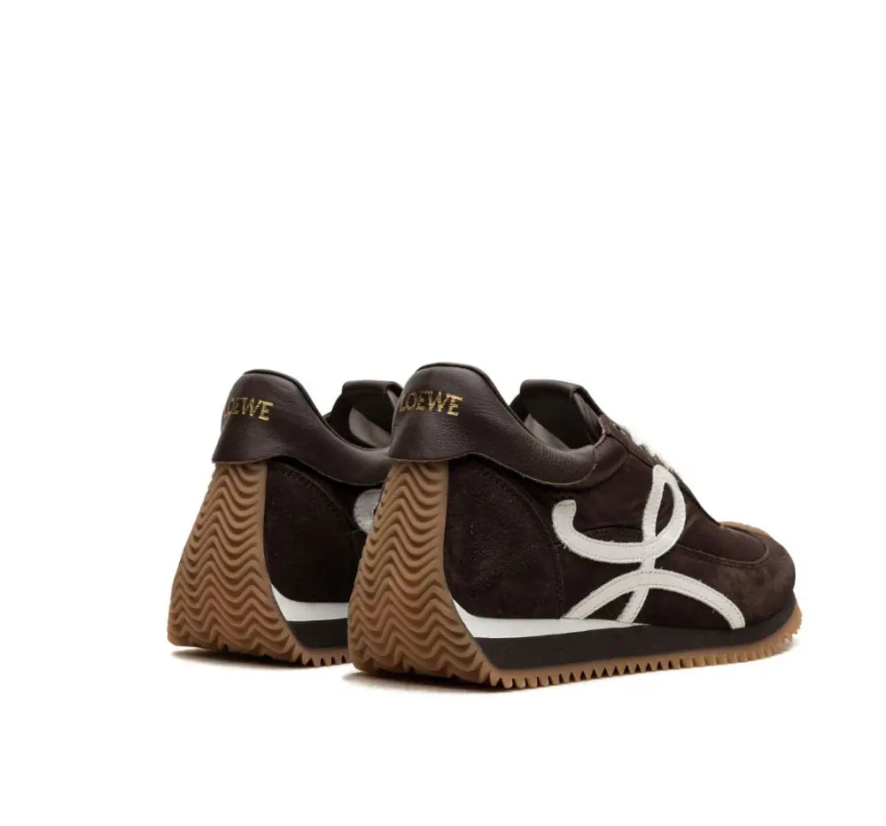 TAJ LOGO PATCH SNEAKERS - Chic by Taj