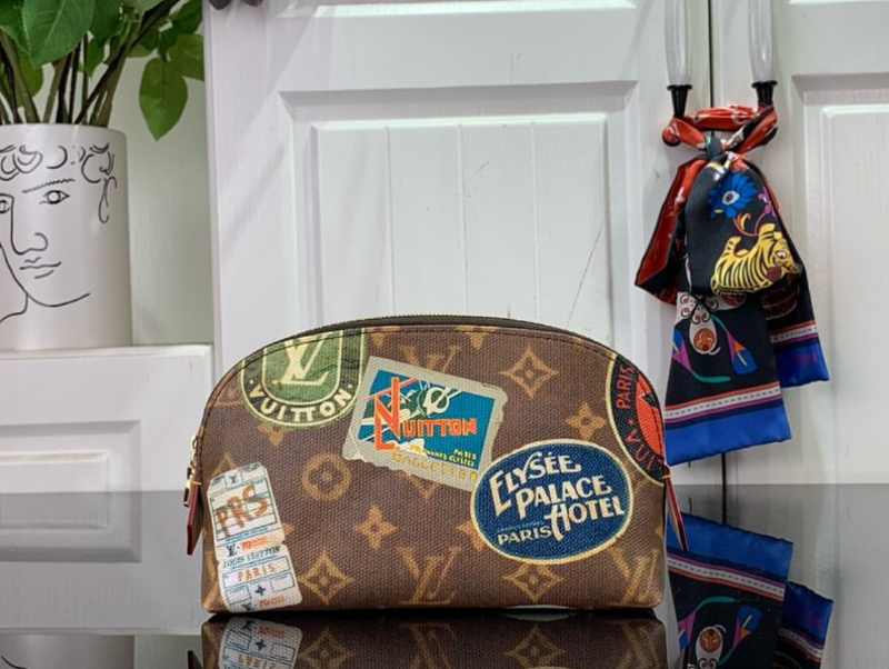 TAJ BAN POUCH Chic by Taj