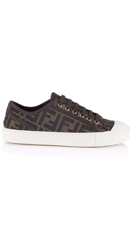 TAJ LOGO  SNEAKERS - Chic by Taj