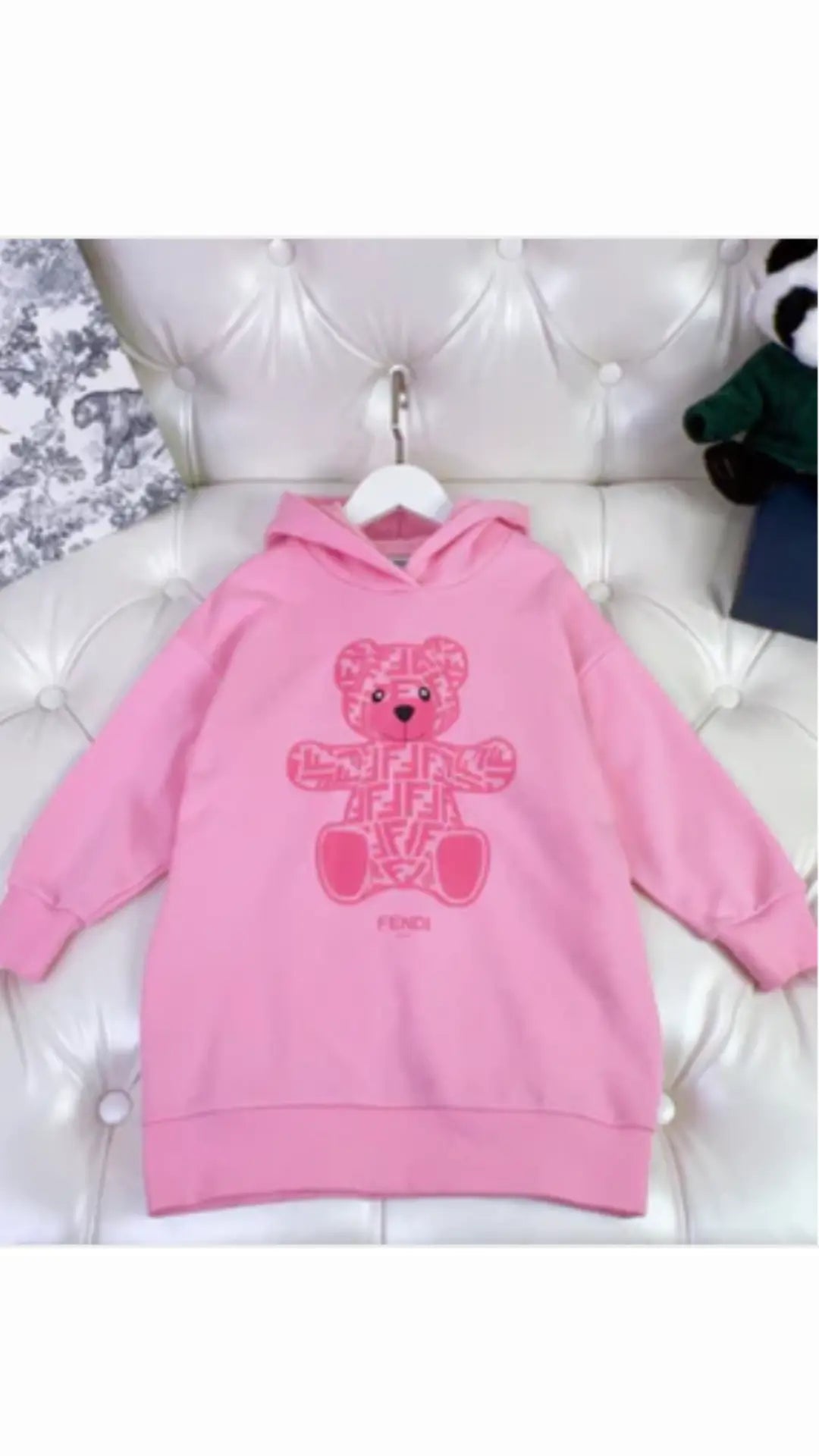 TAJ FENNY  SWEATER - Chic by Taj