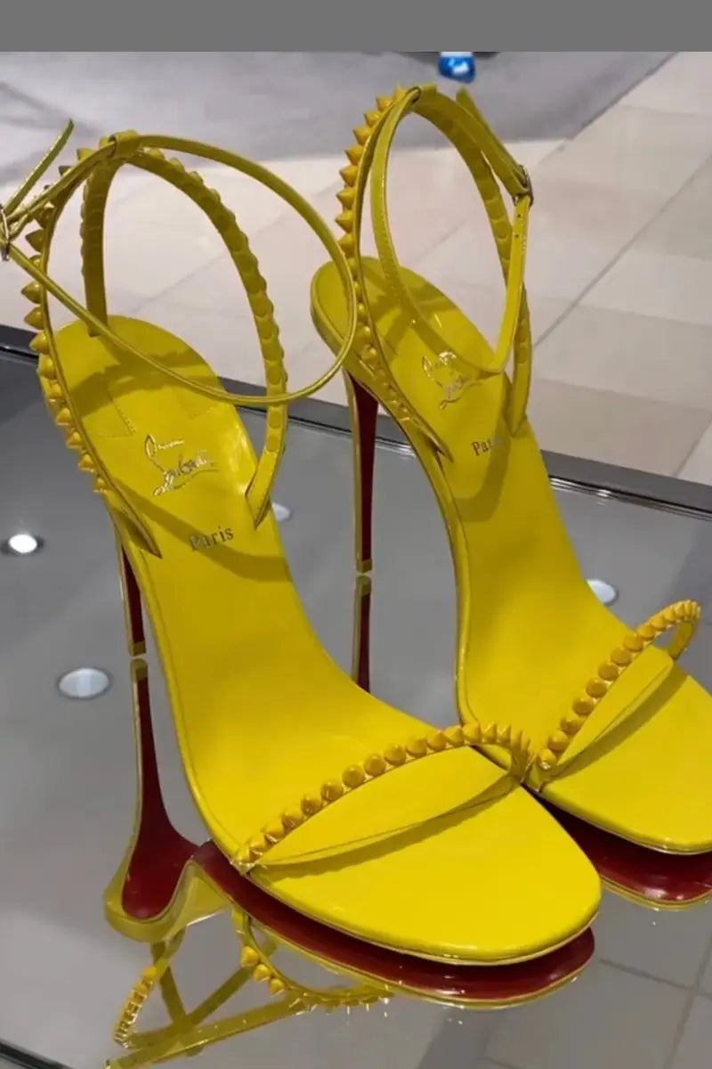 TAJ RED HEELS R5 - Chic by Taj