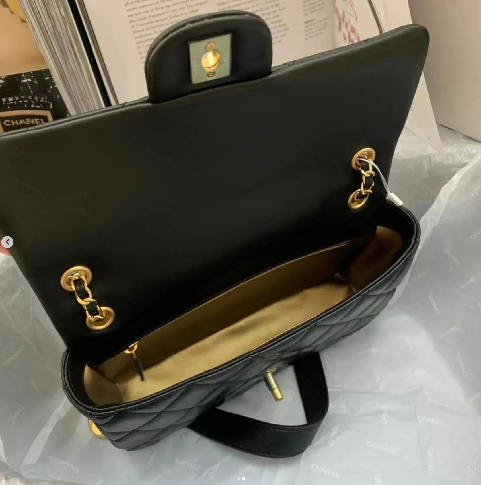 TAJ CHAIN BAG - Chic by Taj