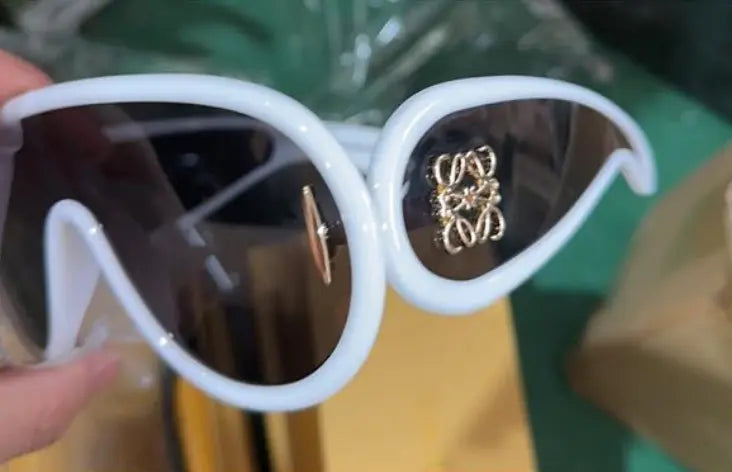 TAJ LOGO GLASSES - Chic by Taj