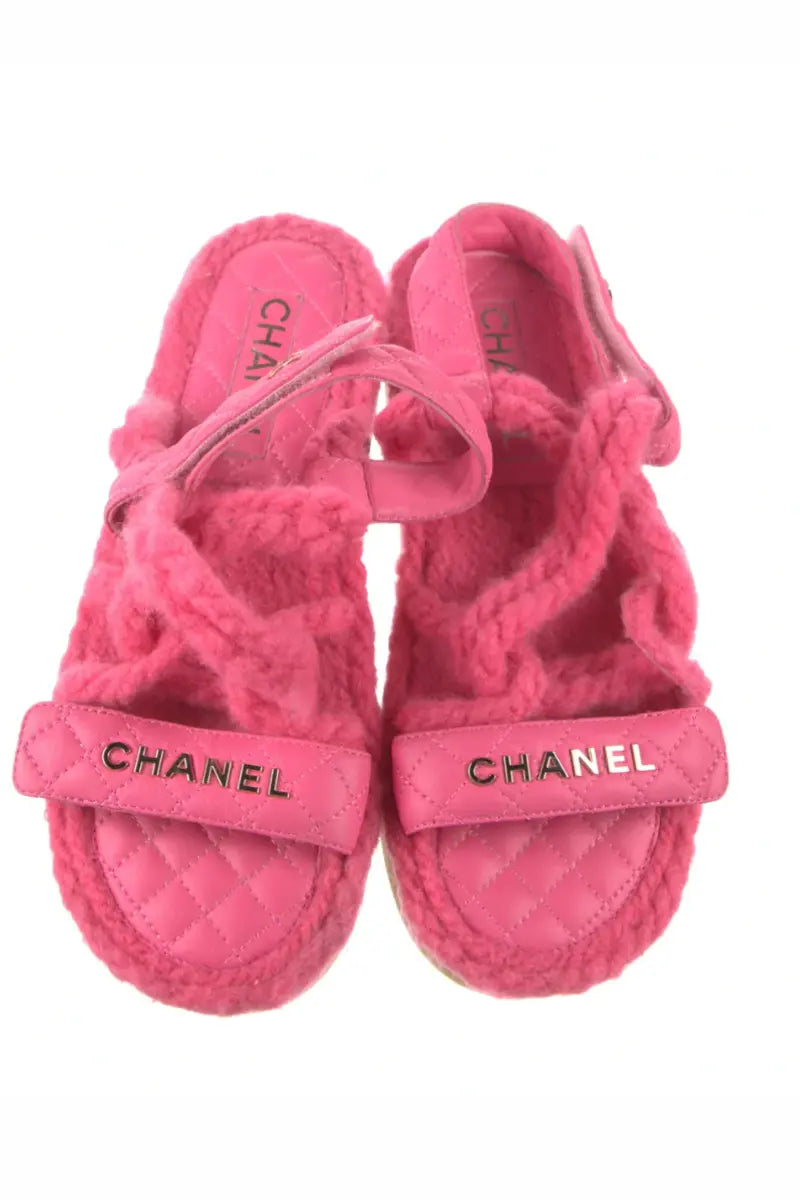 TAJ CCLAMBSKIN SANDLAS - Chic by Taj